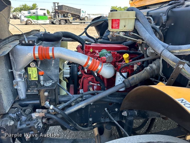 image for item EG1656 2009 Blue Bird  school bus