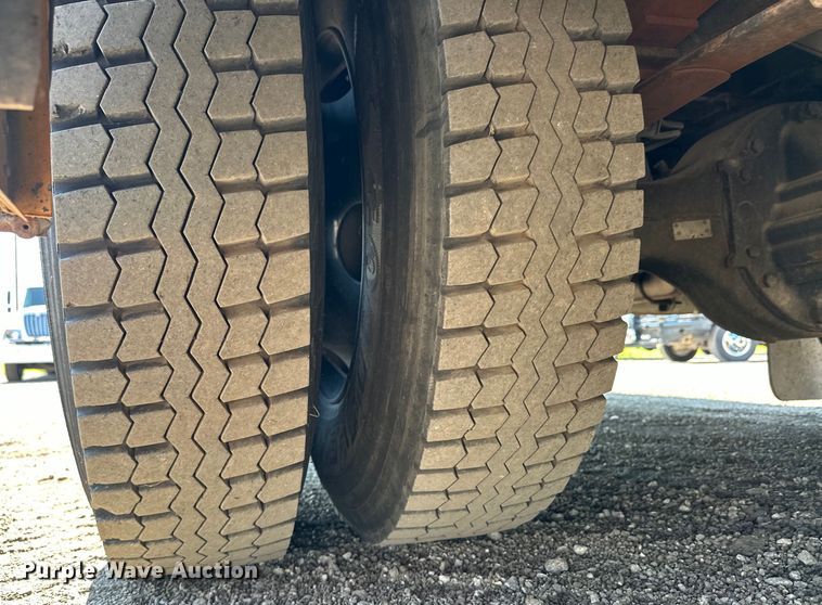 image for item EG1656 2009 Blue Bird  school bus