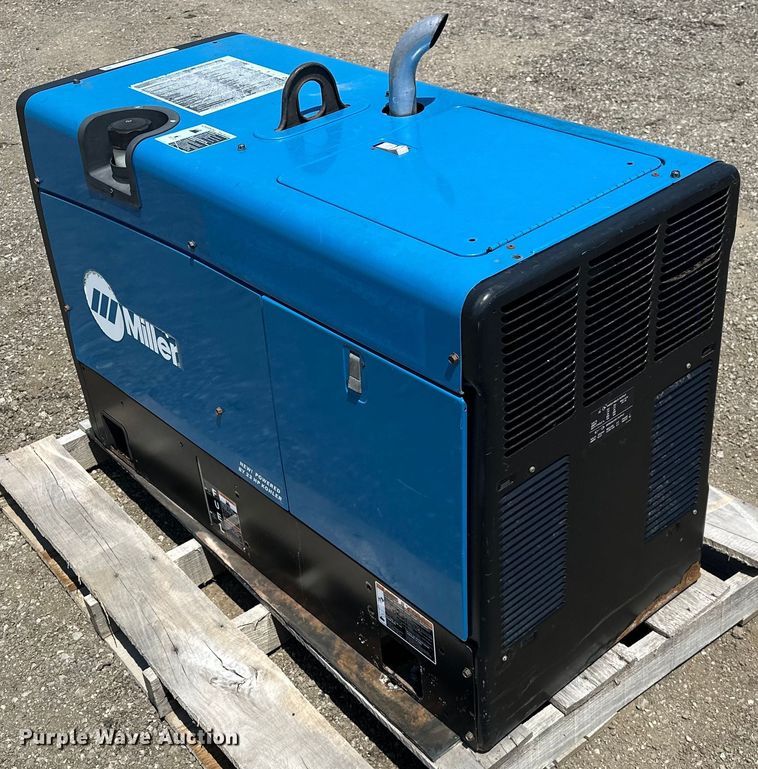 image for item EG1660 2006 Miller Legend 302 welder/generator