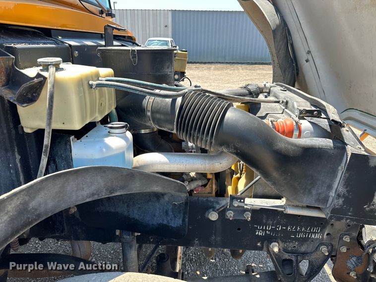 image for item EG1661 2006 Blue Bird Vision  school bus