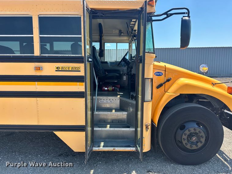 image for item EG1665 2006 Blue Bird  Vision  school bus