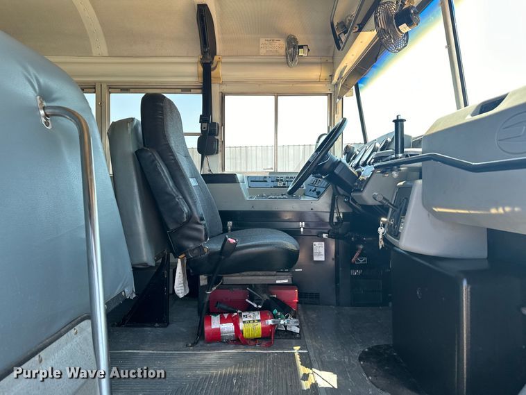 image for item EG1665 2006 Blue Bird  Vision  school bus