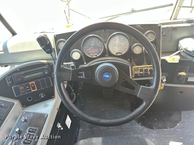 image for item EG1665 2006 Blue Bird  Vision  school bus