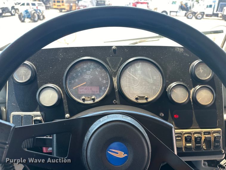 image for item EG1665 2006 Blue Bird  Vision  school bus