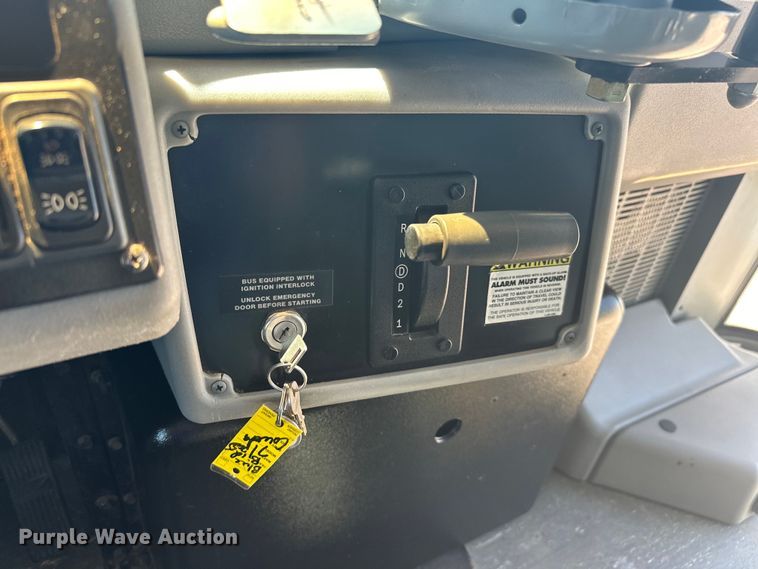 image for item EG1665 2006 Blue Bird  Vision  school bus