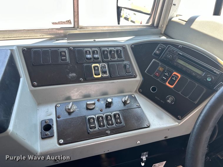 image for item EG1665 2006 Blue Bird  Vision  school bus