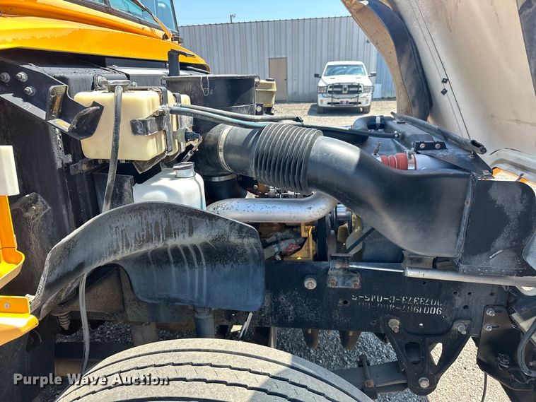 image for item EG1665 2006 Blue Bird  Vision  school bus