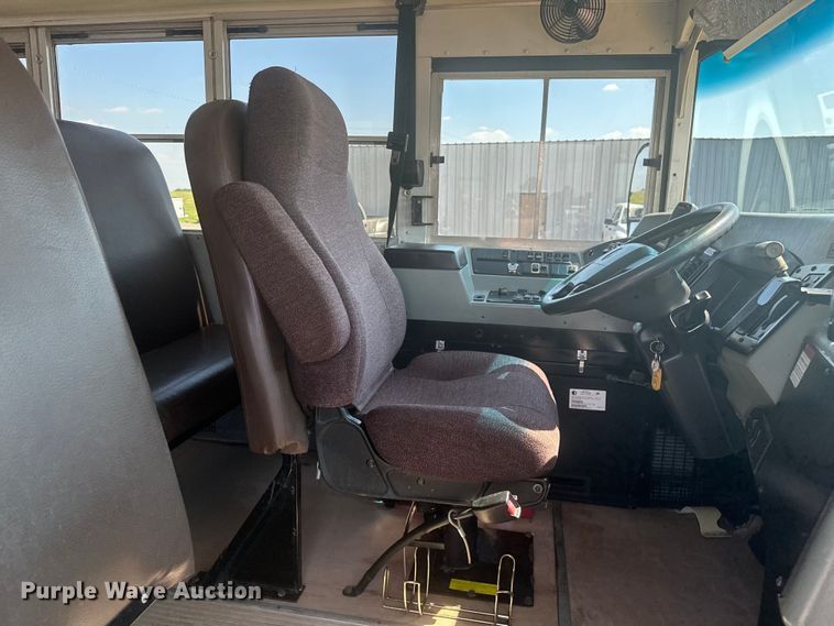 image for item EG1667 2009 Blue Bird  Vision school bus