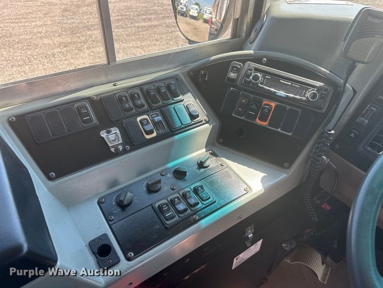 image for item EG1667 2009 Blue Bird  Vision school bus