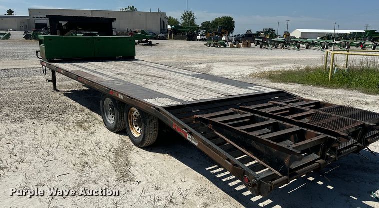 image for item EH6951 2011 Maxwell drop deck equipment trailer