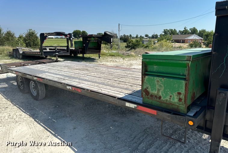 image for item EH6951 2011 Maxwell drop deck equipment trailer