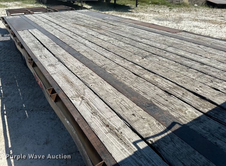 image for item EH6951 2011 Maxwell drop deck equipment trailer