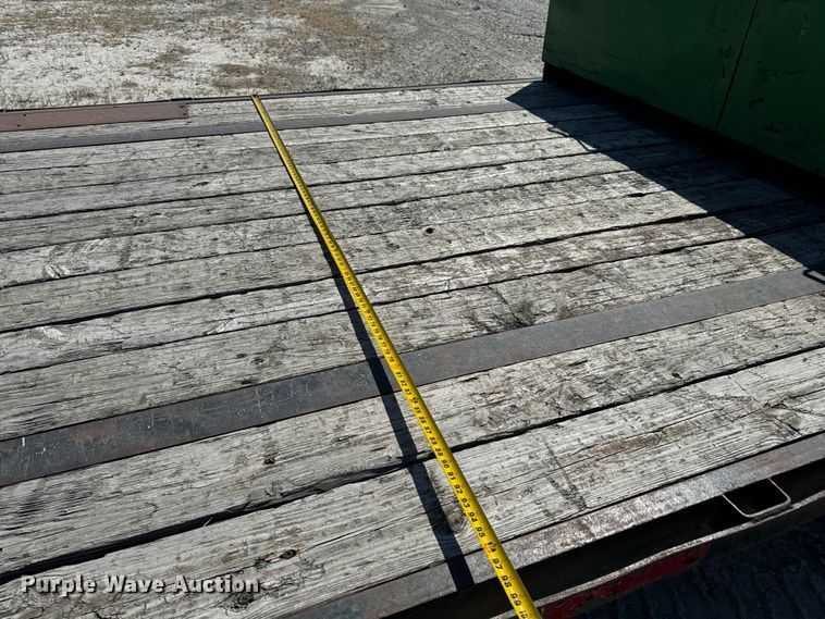 image for item EH6951 2011 Maxwell drop deck equipment trailer