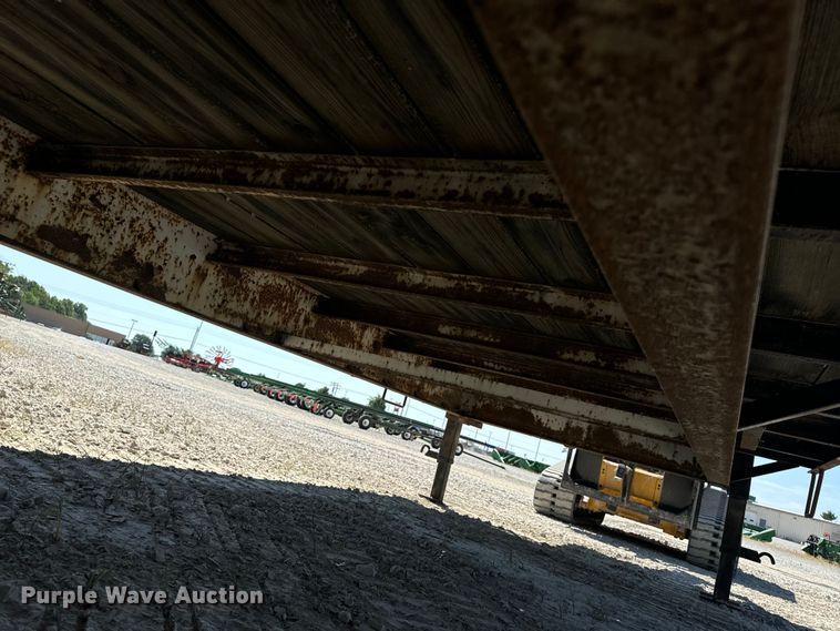 image for item EH6951 2011 Maxwell drop deck equipment trailer