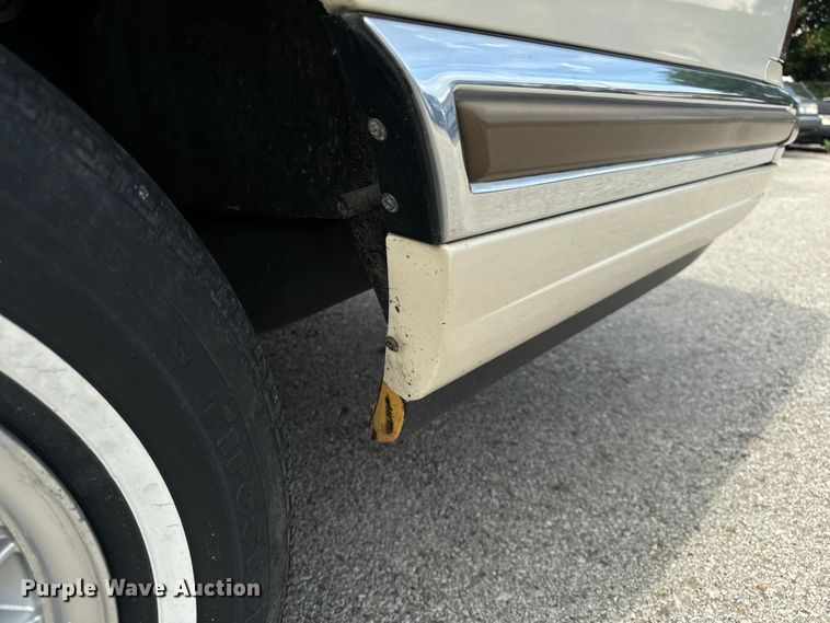 image for item EH6954 1990 Lincoln  Town Car 