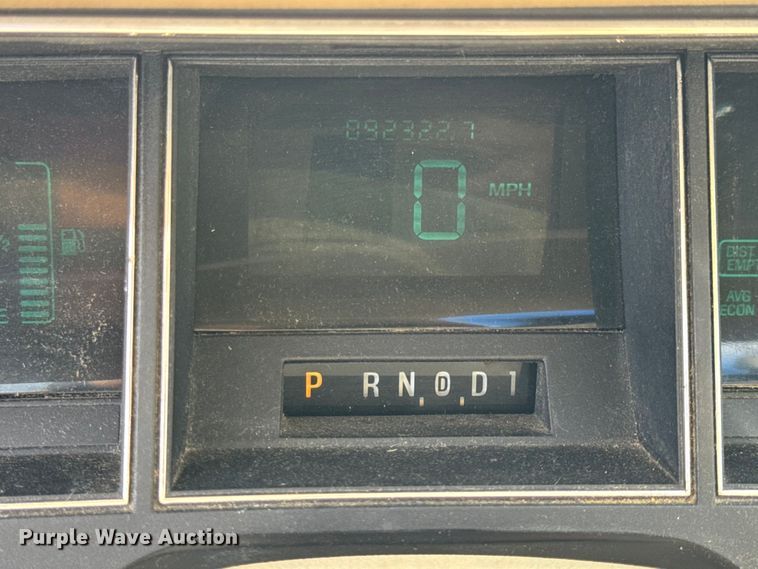 image for item EH6954 1990 Lincoln  Town Car 