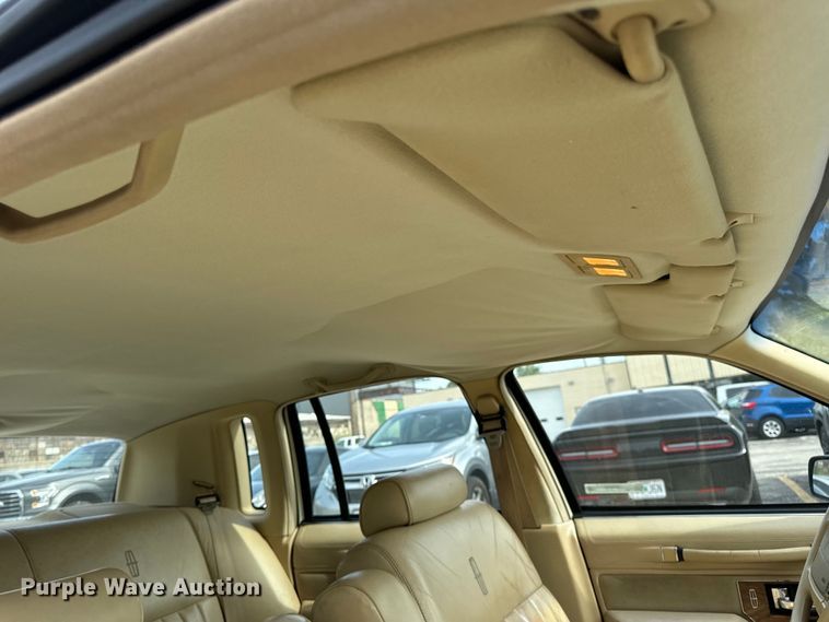 image for item EH6954 1990 Lincoln  Town Car 