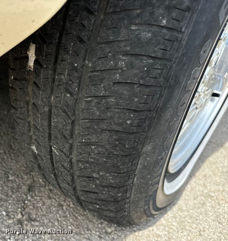 image for item EH6954 1990 Lincoln  Town Car 