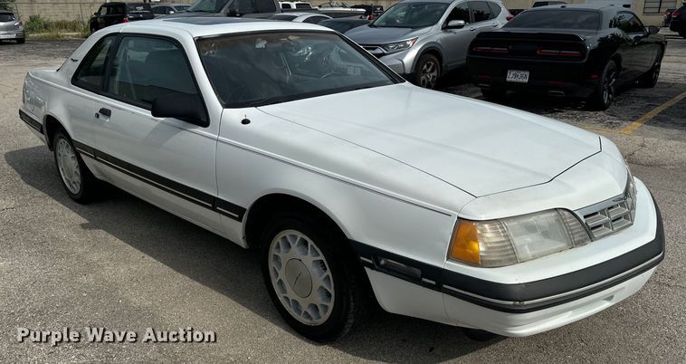 image for item EH6958 1988 Ford Thunderbird 