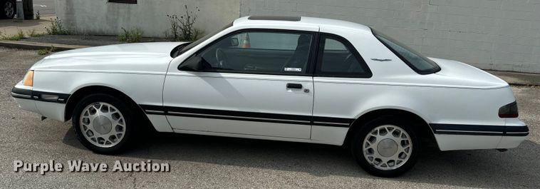 image for item EH6958 1988 Ford Thunderbird 