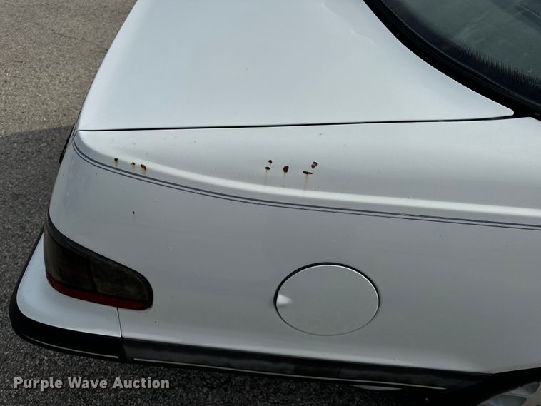 image for item EH6958 1988 Ford Thunderbird 