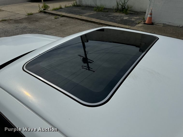 image for item EH6958 1988 Ford Thunderbird 