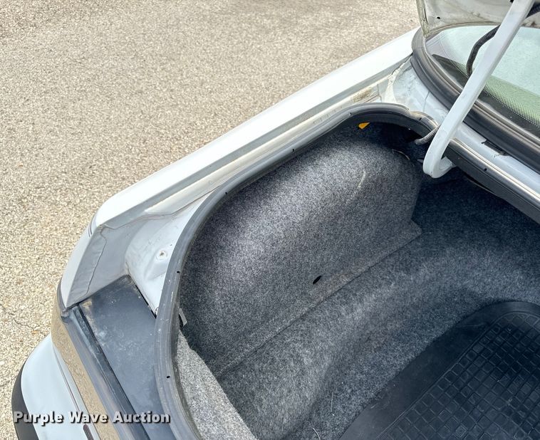 image for item EH6958 1988 Ford Thunderbird 