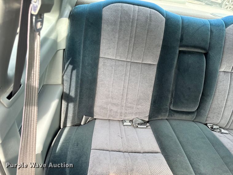 image for item EH6958 1988 Ford Thunderbird 