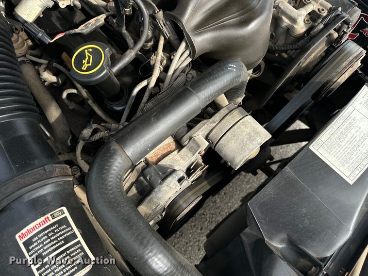 image for item EH6958 1988 Ford Thunderbird 