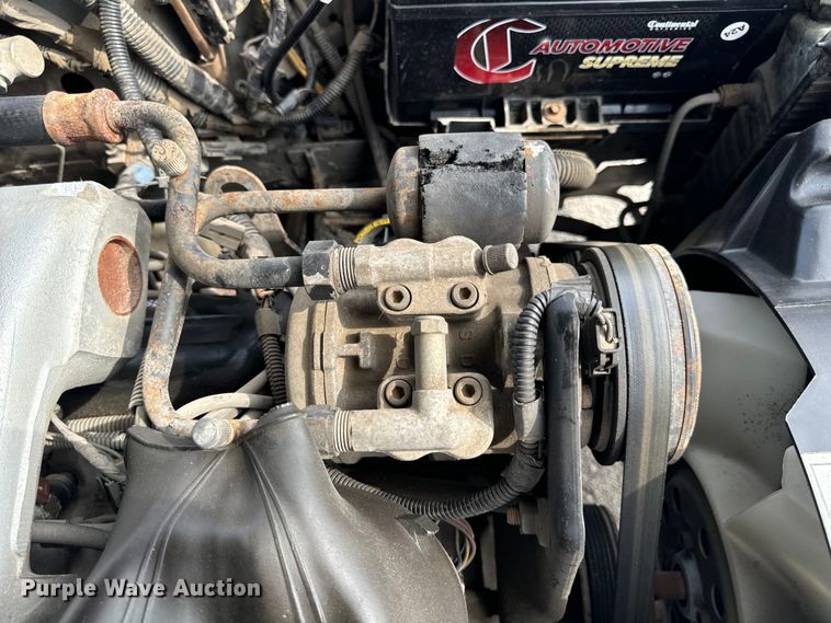 image for item EH6958 1988 Ford Thunderbird 