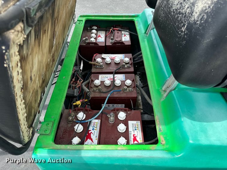 image for item EH6959 2000 Club Car DS Electric  golf cart