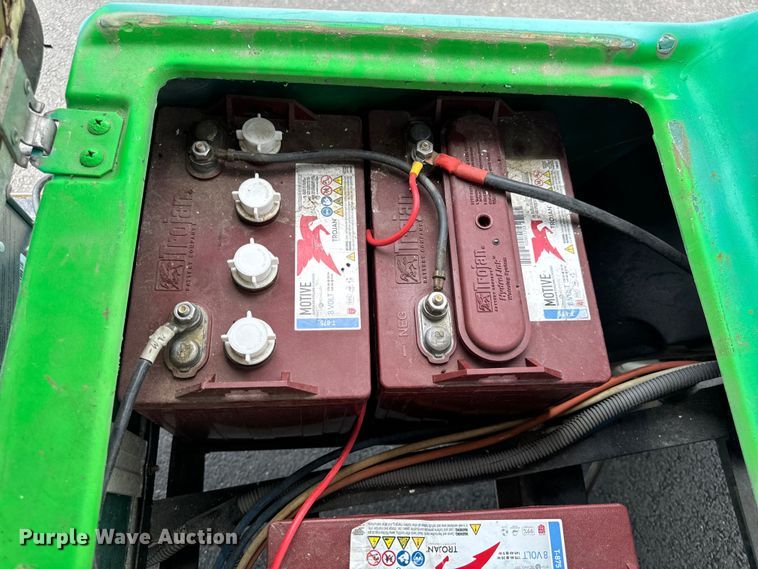 image for item EH6959 2000 Club Car DS Electric  golf cart