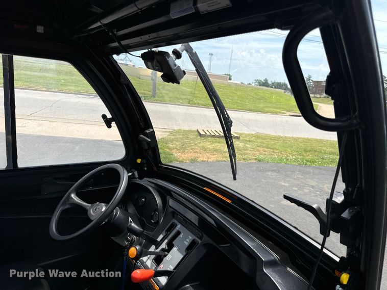 image for item EH6960 2022 Kubota  RTV520 utility vehicle