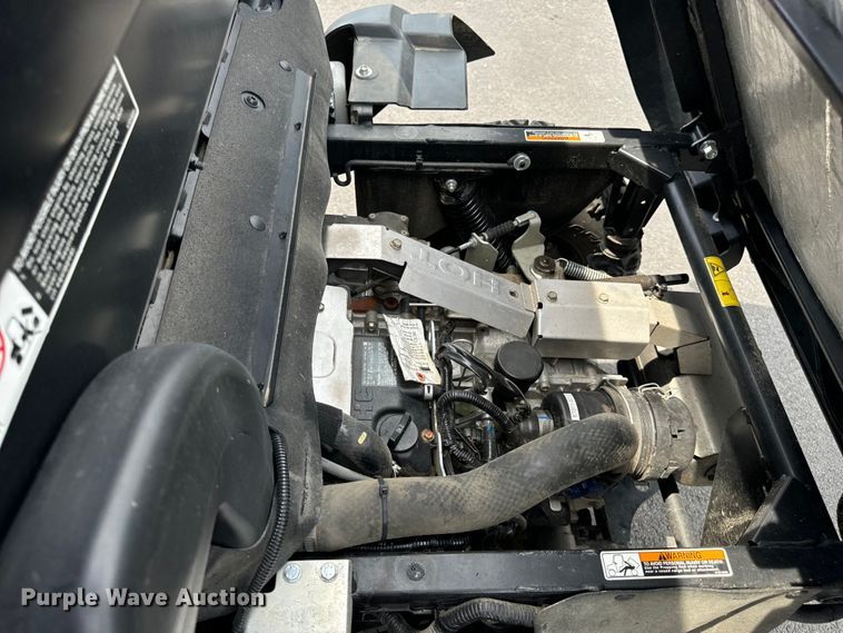 image for item EH6960 2022 Kubota  RTV520 utility vehicle