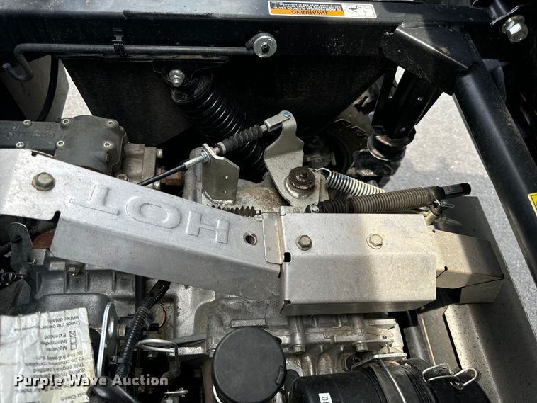 image for item EH6960 2022 Kubota  RTV520 utility vehicle