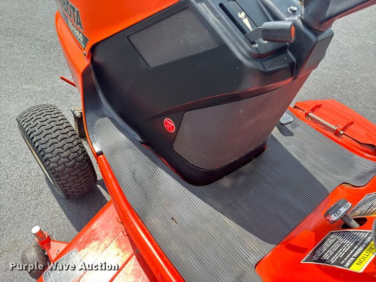image for item EH6962 Kubota TG1860 lawn mower