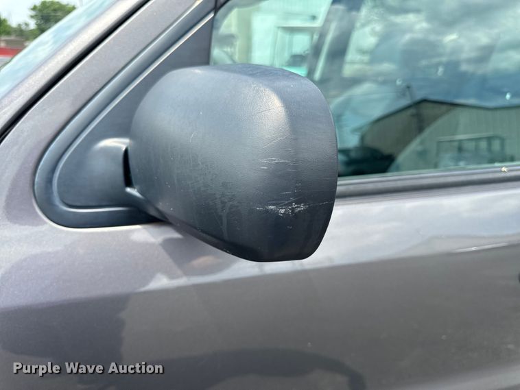 image for item EH6963 2005 Ford Escape XLT SUV