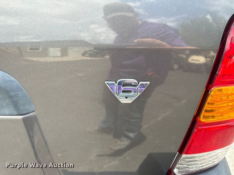 image for item EH6963 2005 Ford Escape XLT SUV