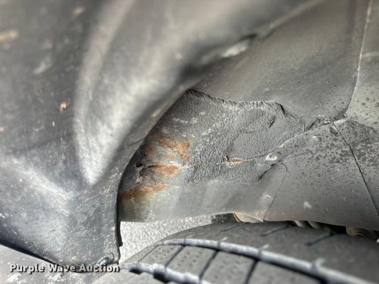 image for item EH6963 2005 Ford Escape XLT SUV