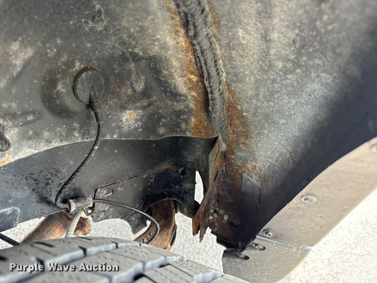 image for item EH6963 2005 Ford Escape XLT SUV