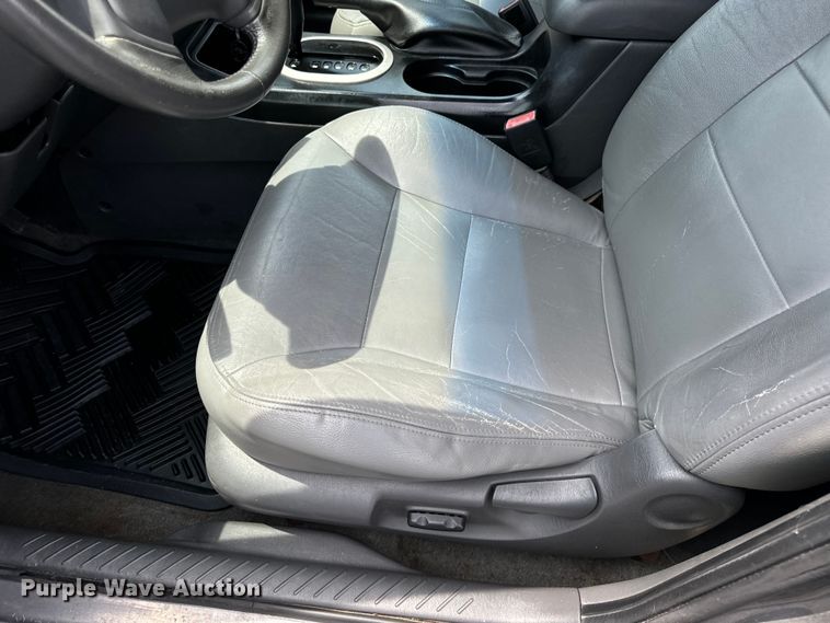 image for item EH6963 2005 Ford Escape XLT SUV