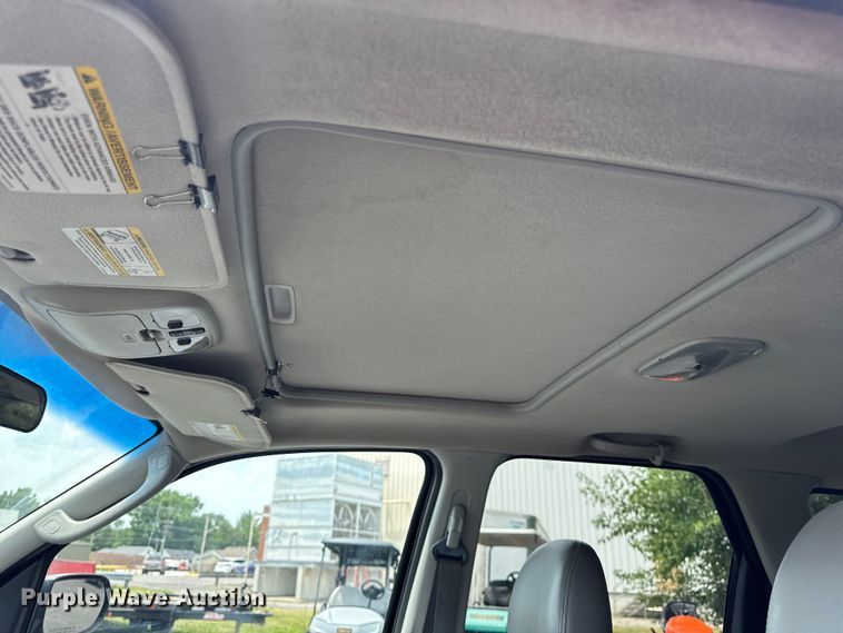 image for item EH6963 2005 Ford Escape XLT SUV