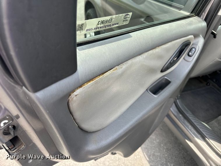 image for item EH6963 2005 Ford Escape XLT SUV