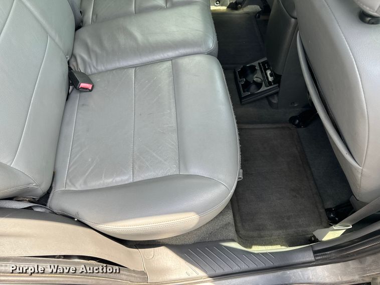 image for item EH6963 2005 Ford Escape XLT SUV