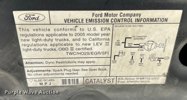 image for item EH6963 2005 Ford Escape XLT SUV