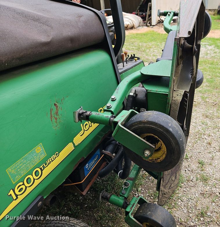 image for item EI3909 John Deere  1600 WAM Turbo lawn mower