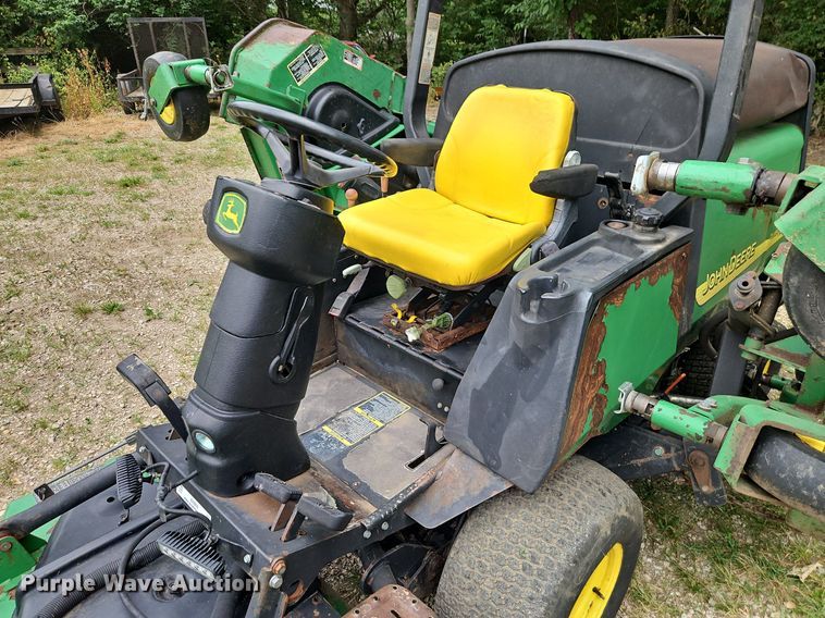 image for item EI3909 John Deere  1600 WAM Turbo lawn mower