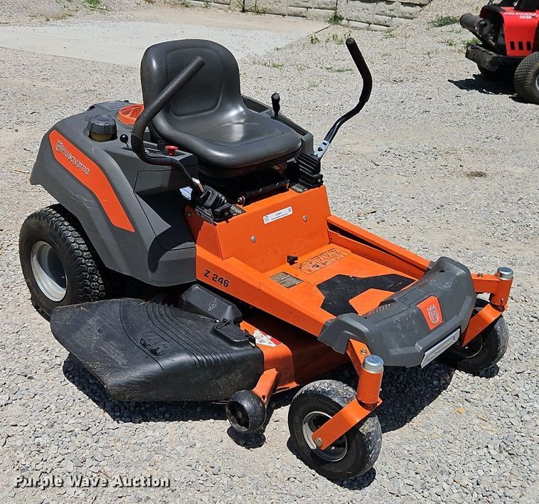 image for item EI3944 Husqvarna  Z246 ZTR lawn mower