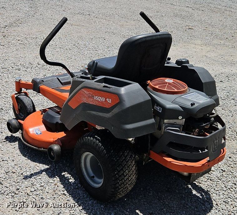 image for item EI3944 Husqvarna  Z246 ZTR lawn mower