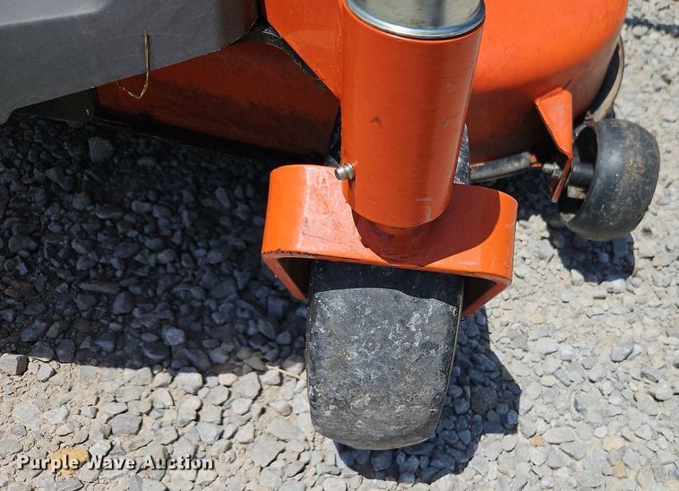 image for item EI3944 Husqvarna  Z246 ZTR lawn mower